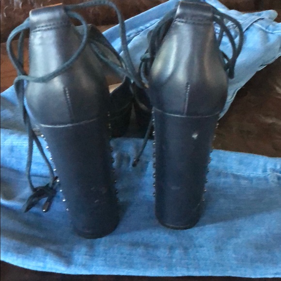 Gianni Bini Addi Block Heel Sandals - Picture 5 of 8